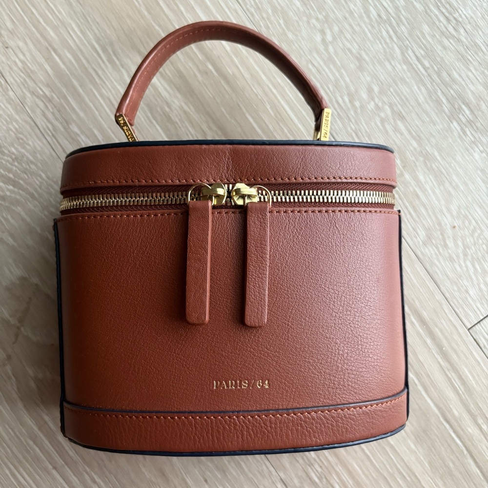 Paris 64 Prismatic Chocolate